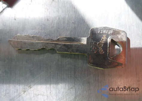 1995 Ford F250 из США, поврежденный, VIN 1FTHX25F3SKB66415